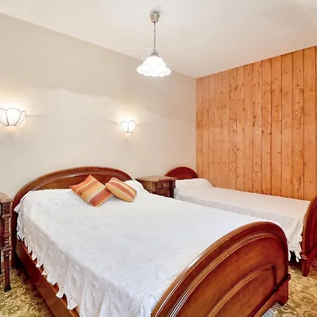 Familial A Juncalas, 70 M² Avec Jardin Prive ! Juncalas